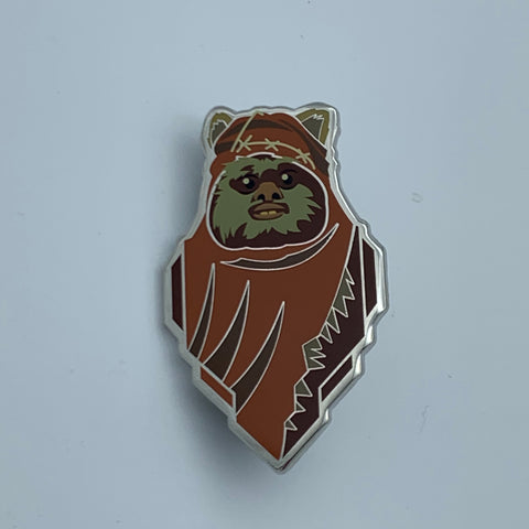 WiCKET W. WARRiCK STAR WARS CELEBRATiON 2020 EXCLUSiVE ENAMEL PiN